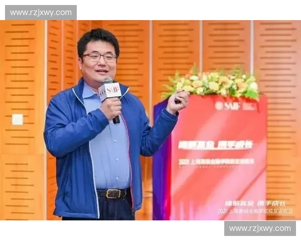 电竞退役后的职业转型与心理调适：从竞技场到新人生的挑战与机遇